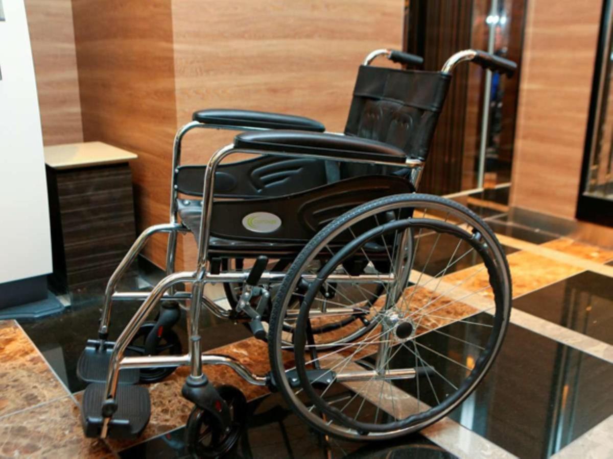 Apa Hotel Miyazaki Nobeoka Chuo Экстерьер фото